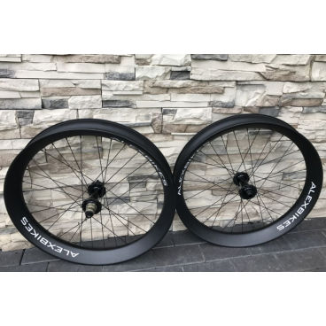 Фото Велосипедние карбоновые колеса ALEXBIKES в сборе, ширина обода 90 мм, + втулки(26-90-black)