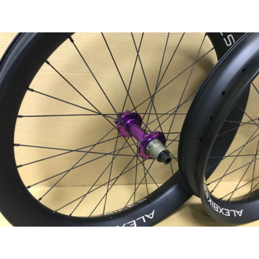 Велосипедные карбоновые колеса ALEXBIKES в сборе, ширина обода 90 мм, + втулки(26-90-purple)